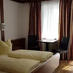 Gaestehaus - 3* 키펜베르크
