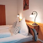 호텔 Gaestehaus -