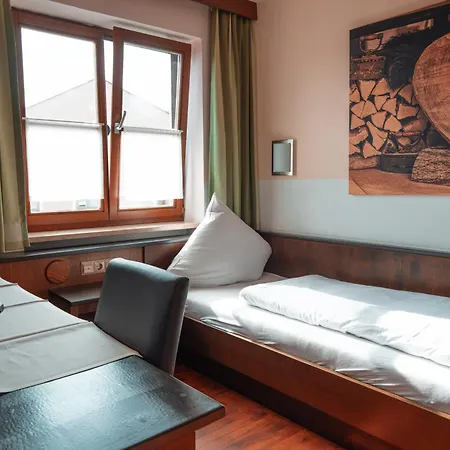 Alter Peter Hotel
