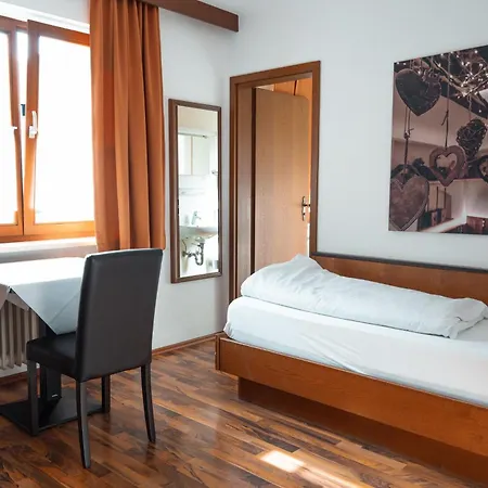 Alter Peter Hotel 3*