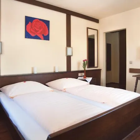 Postwirt - Gaestehaus 3*