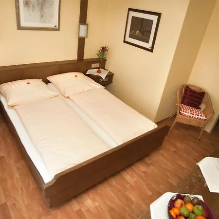 Postwirt - Gaestehaus 3*