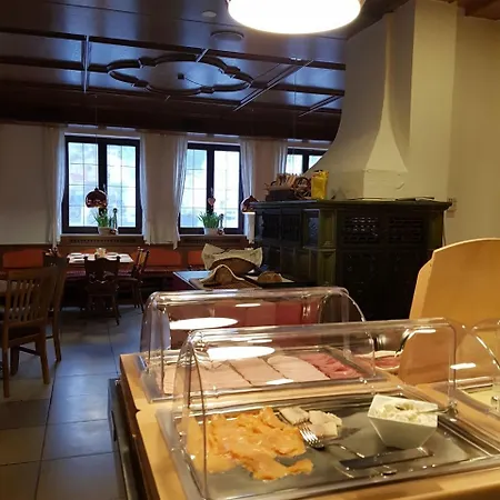 Gaestehaus - Szálloda Kipfenberg