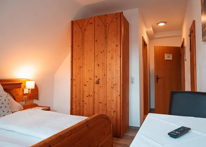 Gaestehaus - 基普芬伯格