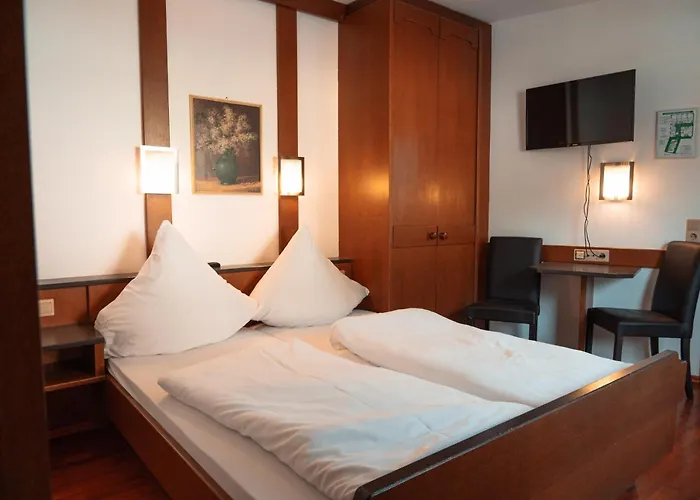 Gaestehaus - 酒店 基普芬伯格