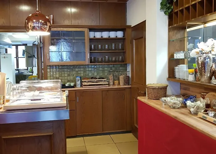 Gaestehaus - 酒店 基普芬伯格