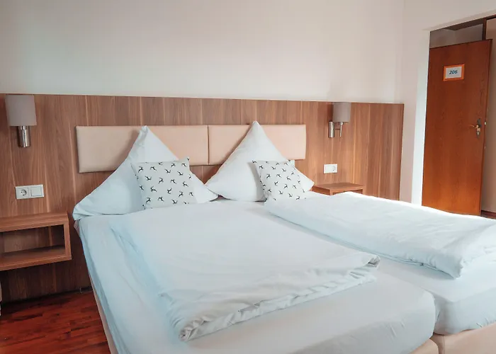 酒店 Gaestehaus - 基普芬伯格